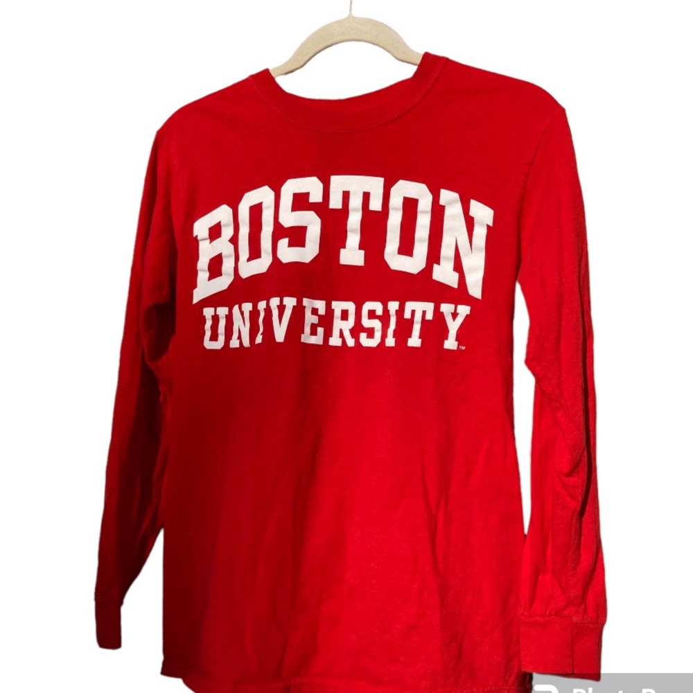 Long Sleeved T-shirt. Unisex. Barely worn.